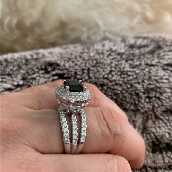 New Luxury 925 Silver Beautiful Sapphire Ring - Picture 3 of 3